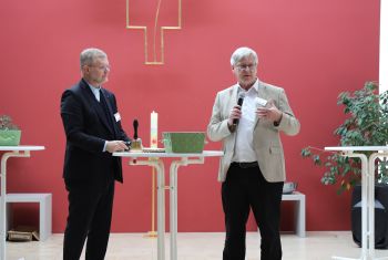Generalvikar Dr. Jürgen Vorndran (links) und Dr. Michael Wolf, Vorsitzender des Diözesanrats der Katholiken.
